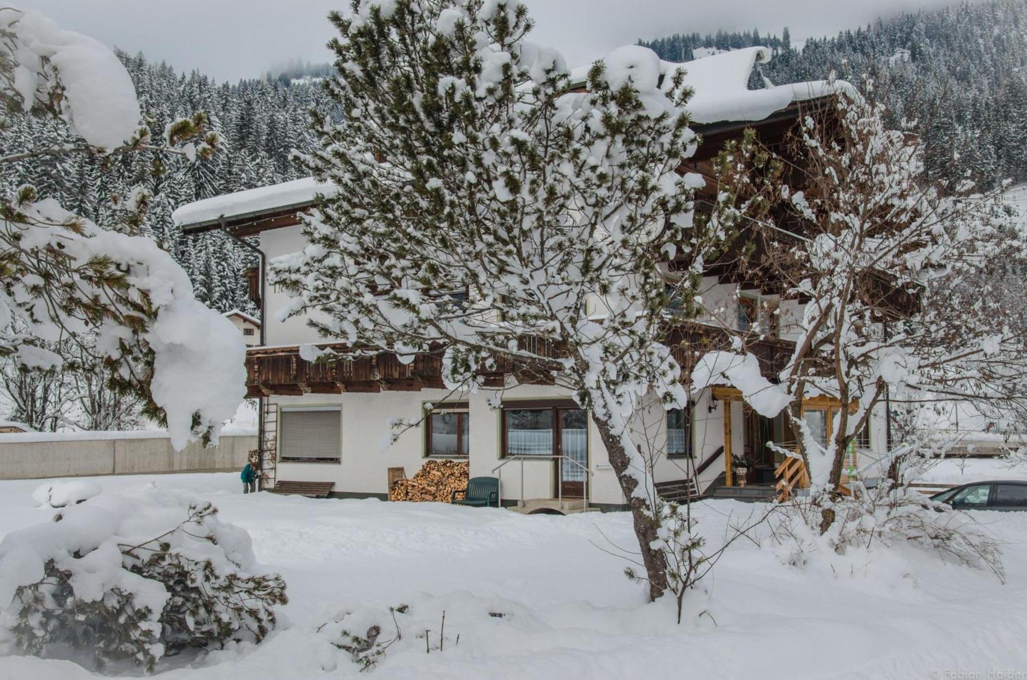 Haus Kristall Bach  Exteriör bild