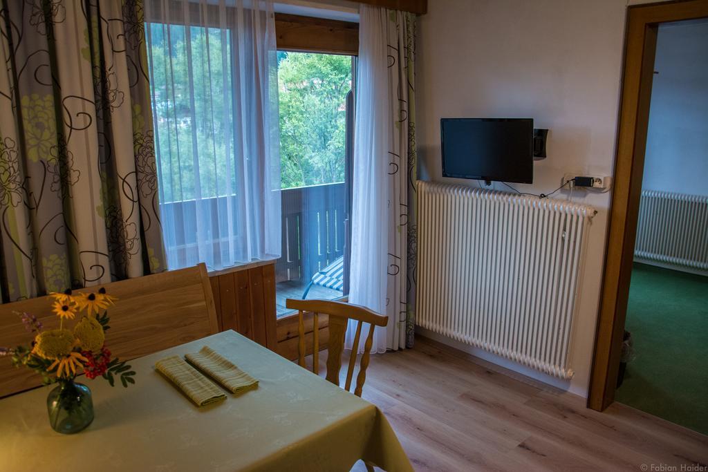 Haus Kristall Bach  Exteriör bild