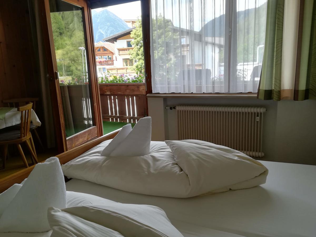 Haus Kristall Bach  Exteriör bild
